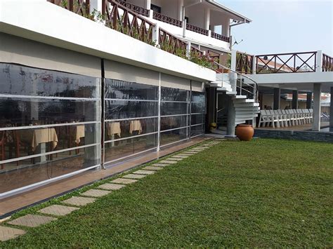 WHITECORNER | Mosquito net Window | Mosquito net installation in ...