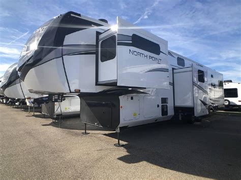 2022 JAYCO NORTH POINT 377RLBH - Good Sam RV Rentals