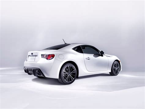 2013 Subaru BRZ Sports Car comes offering unique driving experience