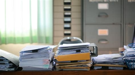 Busy Work Desk 的图像结果