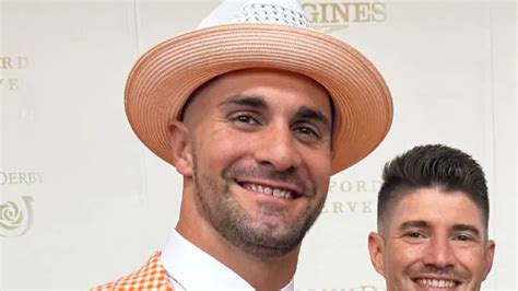 Seth Rollins Changes His Look Drastically, Spotted With Becky Lynch At ...