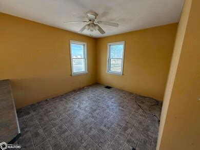 808 Park St, Donnellson, IA 52625 | Homes.com