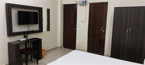Hotel Galaxy Inn in Varanasi | 2023 Updated prices, deals - Klook India