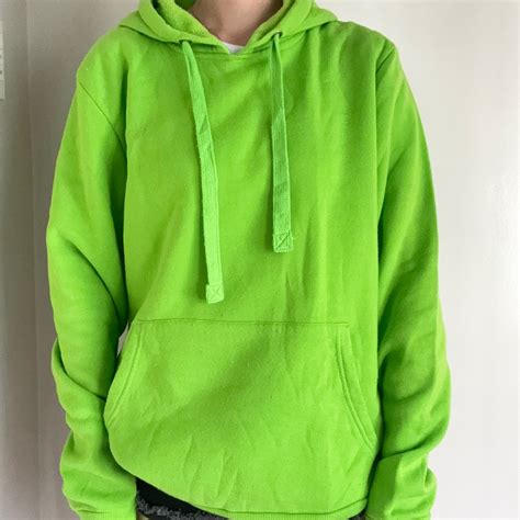 Green Hoodie, Women's Fashion, Tops, Longsleeves on Carousell
