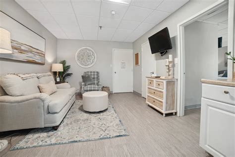 Myrtle Beach Manor - Phoenix Senior Living