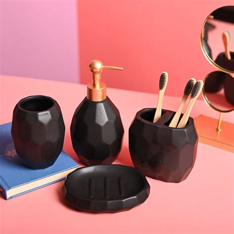 Market99 Ceramic Black Hexagon Pattern Bathroom Set of 4 | Modern Matte ...