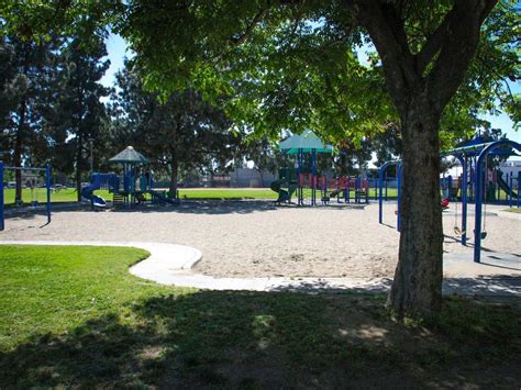 Amelia Mayberry Park | Discover Los Angeles