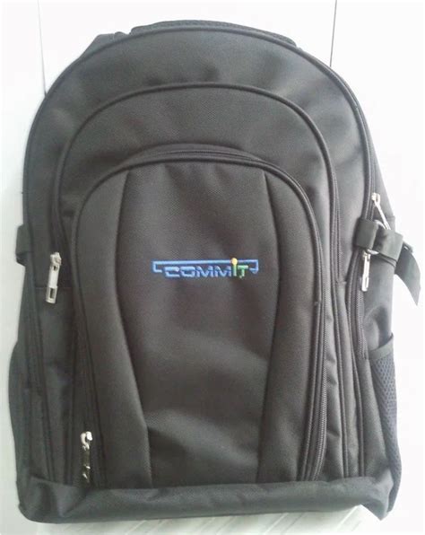 Designer Laptop Backpack 的图像结果