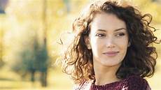 Best Thing For Frizzy Hair by The 5 Best Shoos For Frizzy Hair Best Thing For Frizzy Hair