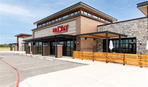 Republic, MO — The Roost Bar and Grill