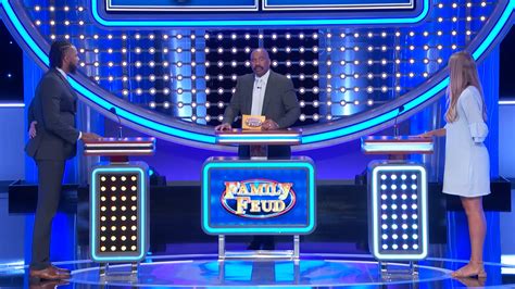 Family Feud fans 'collapse on the floor' over contestant's baffling ...
