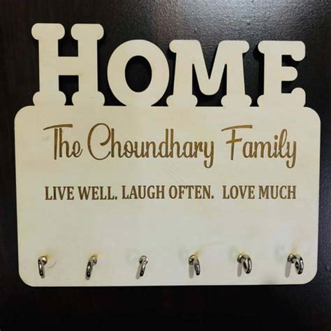 Customized Engraved Family Name Key Holder – MyPhotoPrint.in