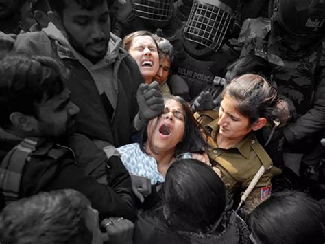 Delhi Police Hit Jamia Students Including Women In Private Parts. When ...