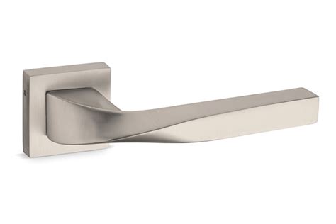 ROSE HANDLES SQUARE BASE | PLATE HANDLES (3037_SS)