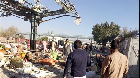 पाकिस्तान के क्वेटा रेलवे स्टेशन में सुसाइड ब्लास्ट, 21 लोगों की मौत और ...