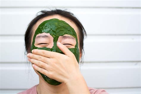 Matcha as a Natural Face Pack – Heapwell Superfoods