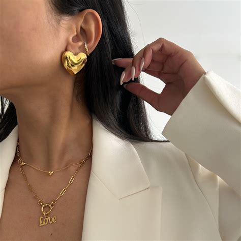 Mega Heart Studs – Delta Charms