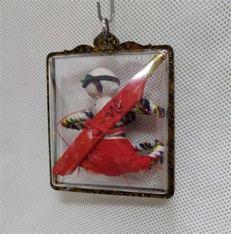 Thai amulet Hoon Payon Praeak Protection Best Bodyguard Prevent Curses, Hobbies & Toys ...