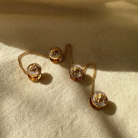 Eterno India - Modern Indian Heirloom