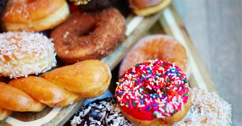 Free Krispy Kreme Doughnuts on Election Day | POPSUGAR Food