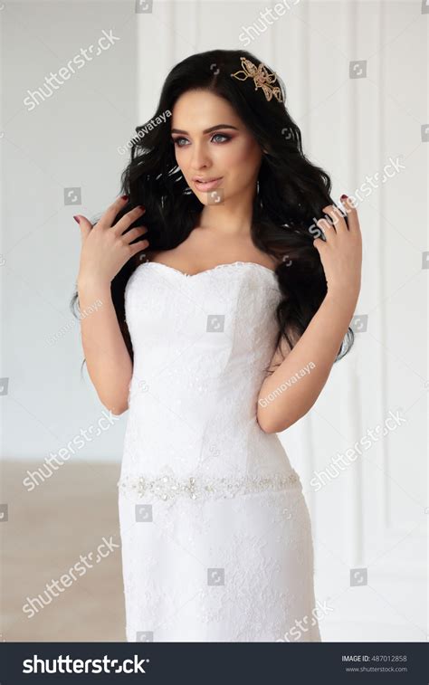 Hot Bride 的图像结果