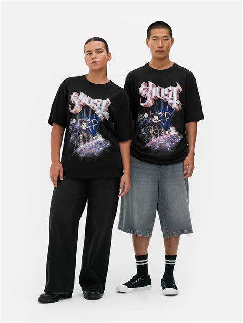 Men's Black T-shirts | Basic Black T-shirts for Men | Primark UK