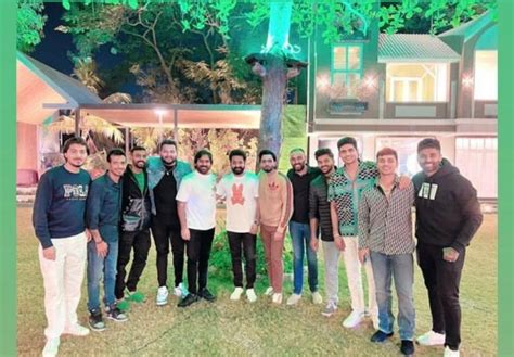 Jr NTR enjoys intimate dinner with Indian cricketers before ODI series