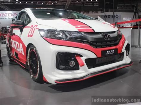 Roll cage for protection - Track-focused Honda Jazz Racing Concept ...