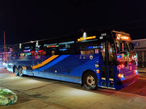 Onboard Prevost X3-45 1315 on the QM2 + Prevost X3-45 on QM4, QM5, QM20 ...