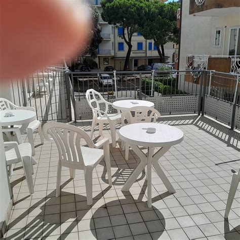 HOTEL GINEVRA (Jesolo) - Hotel Reviews, Photos, Rate Comparison ...