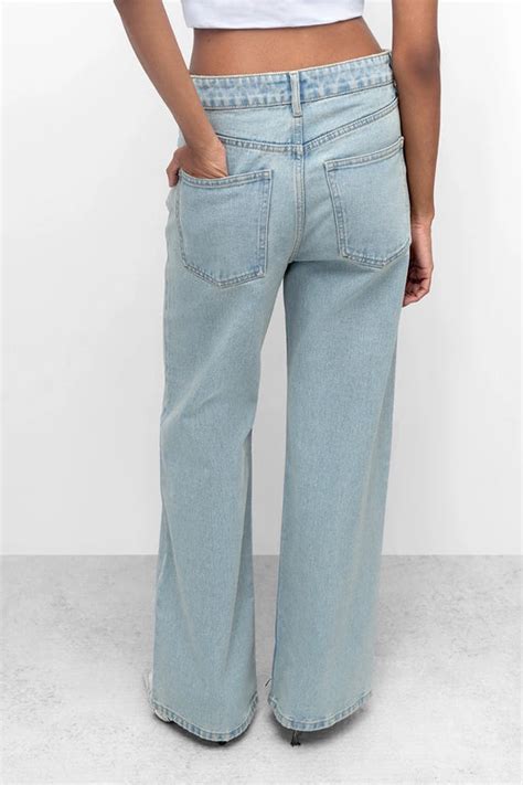 Straight Fit