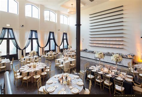 urban Archives - Chicago Wedding Photographers