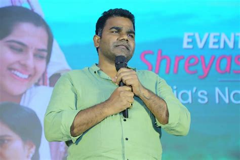 Balagam Movie : బలగం 100 అంతర్జాతీయ అవార్డుల వేడుక ఫొటోలు.. | Balagam ...