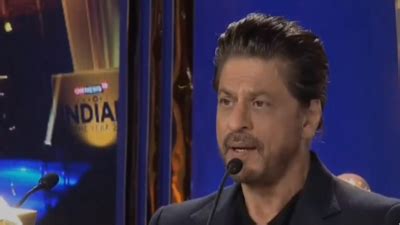 Shah Rukh Khan thanks fans for a successful 2023: ‘You came in hoards ...