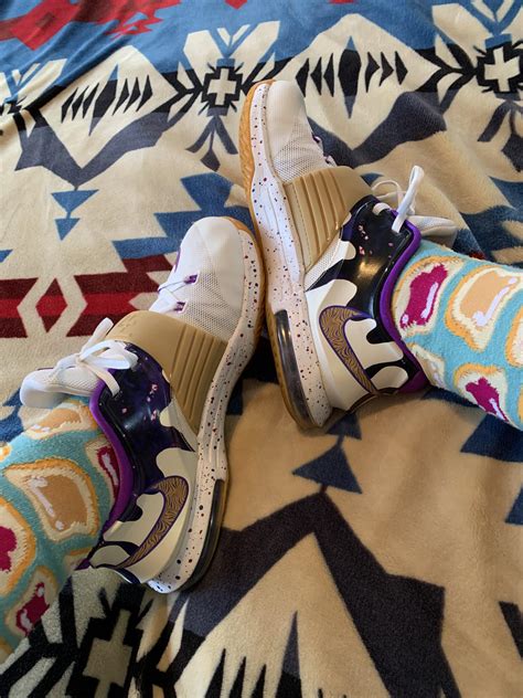 Peanut butter vibes 🥜 : r/glassanimals