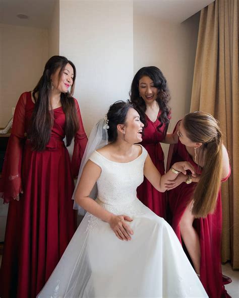 Red and White Wedding Ideas for a Dreamy Wedding Ambience