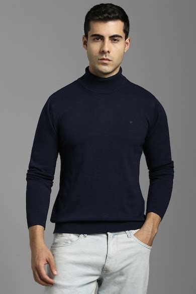 Buy Men Navy Textured Turtle Neck Full Sleeves Sweater Online ...