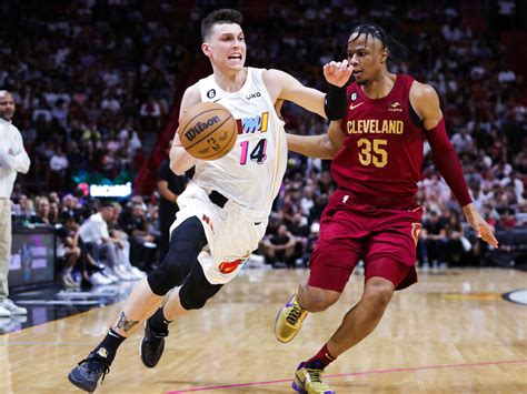 Tyler Herro injury update: Heat coach provides update on star guard’s ...