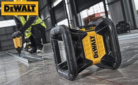 DEWALT DCE074D1R-QW Self Levelling Rotary Laser with Red Beam(7pc Kit ...