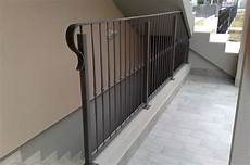 corrimano per esterni parapetti e ringhiere in ferro per esterni a treviso corrimano per esterni parapetti e ringhiere in ferro per esterni a treviso