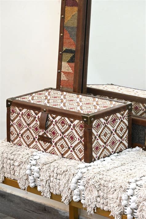 ASTRO- LEATHER & COTTON PRINTED ACCESSORIES BOX – Art Avenue