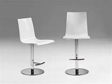 altezza sgabelli sgabello con altezza regolabile alzata a gas idfdesign altezza sgabelli sgabello con altezza regolabile alzata a gas idfdesign