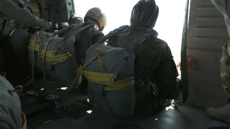 Static Line Parachuting 的图像结果