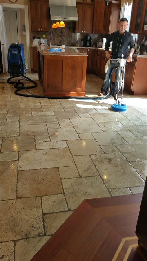 How To Clean Travertine Tile Floors And Grout | Floor Roma