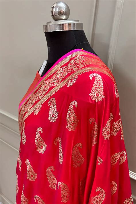 Red Unicorn Buti Katan Silk Banarasi Saree – Mohsin Textiles