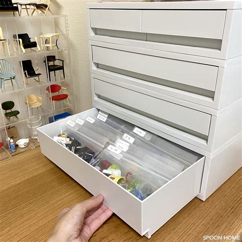 https://www.spoonhome.com/wp-content/uploads/2021/08/capsule-toy-storage-ideas-blog-photo12.jpg
