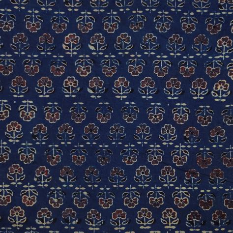 Pure Cotton Blue With Tiny Flowers Hand Block Print Fabric – Sanskruti
