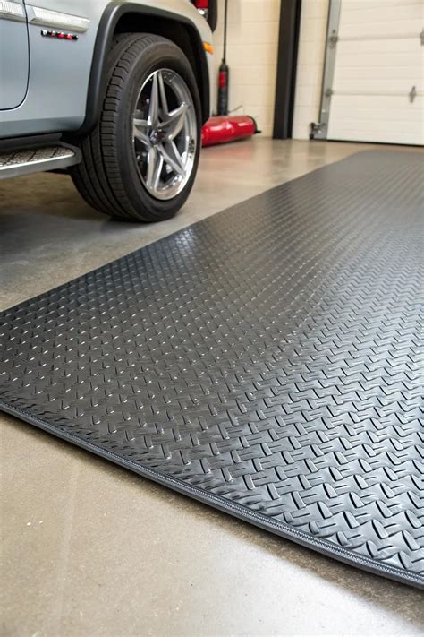 15+ Smart Inexpensive Garage Flooring Ideas