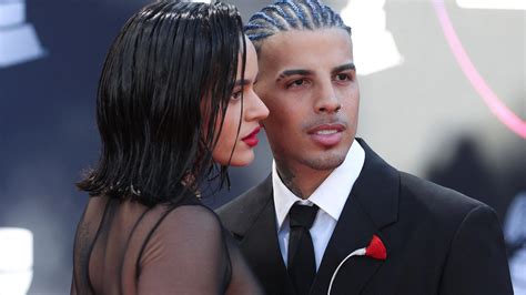 FOTOS ROSALÍA DESNUDA | Esta es la respuesta de Rauw Alejandro defendiendo a Rosalía