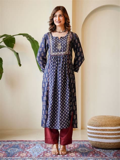 Off White Printed Muslin Kurta with Pants- Set of 2